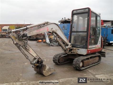 takeuchi tb 025 digger